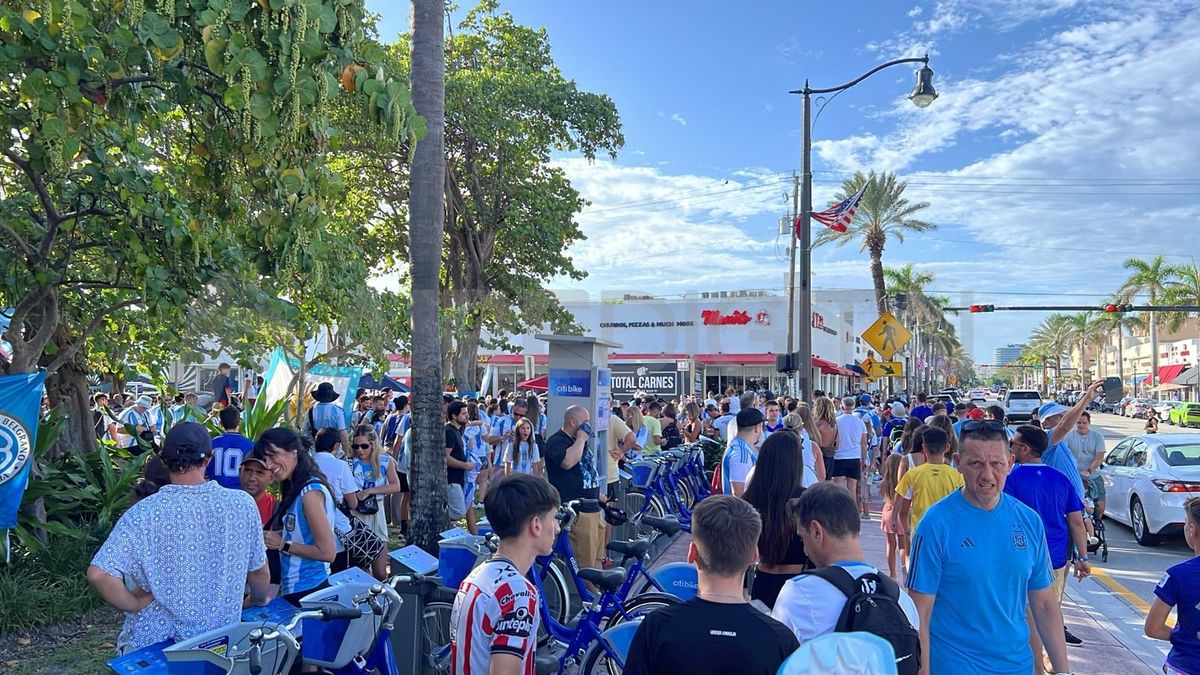 Banderazo argentino en el sector conocido cómo Banderazo argentino en el sector conocido cómo