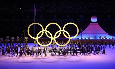 Los Juegos Olímpicos de Tokio quedaron inaugurados a través de una ceremonia digital que tuvo pocos espectadores en el Estadio Olímpico de Tokio. Los Juegos Olímpicos de Tokio quedaron inaugurados a través de una ceremonia digital que tuvo pocos espectadores en el Estadio Olímpico de Tokio.