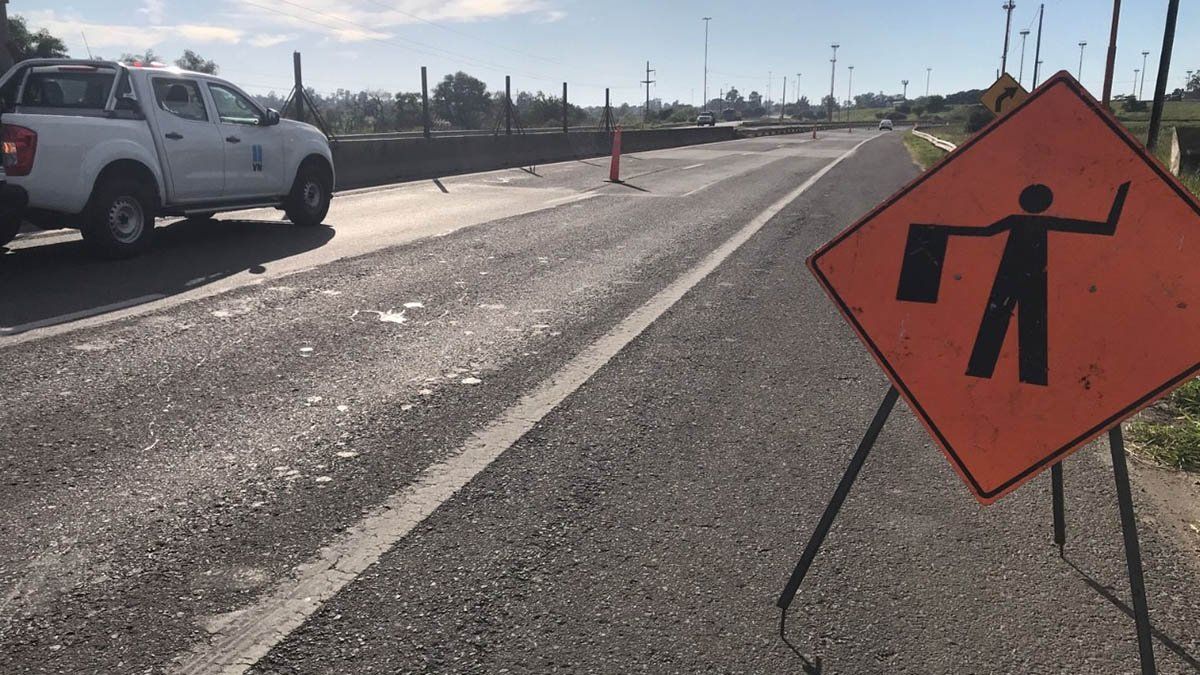 Continúa el relevamiento de la calzada sobre la ruta N° 168.