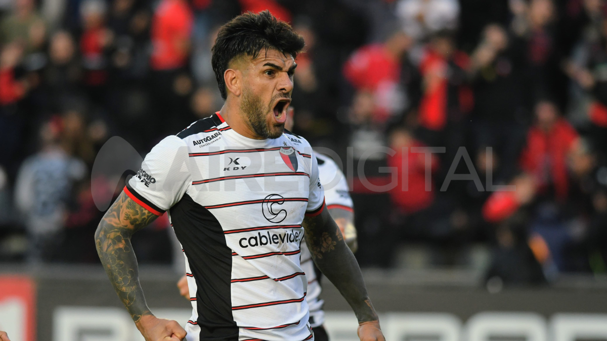Toledo cumplió la fecha de suspensión y está a disposición del DT de Colón, de cara al partido contra Atlanta. Toledo cumplió la fecha de suspensión y está a disposición del DT de Colón, de cara al partido contra Atlanta.