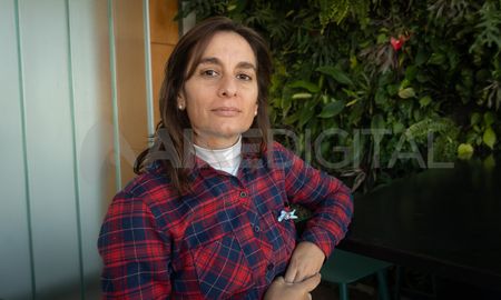 La periodista Romina Elizalde desempeña funciones en la redacción de Aire Digital y realiza la cobertura de temas de salud y sociedad. La periodista Romina Elizalde desempeña funciones en la redacción de Aire Digital y realiza la cobertura de temas de salud y sociedad.