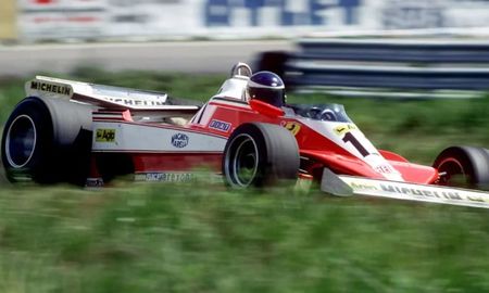 Carlos Lole Reutemann a bordo de su Ferrari en 1978. Carlos Lole Reutemann a bordo de su Ferrari en 1978.