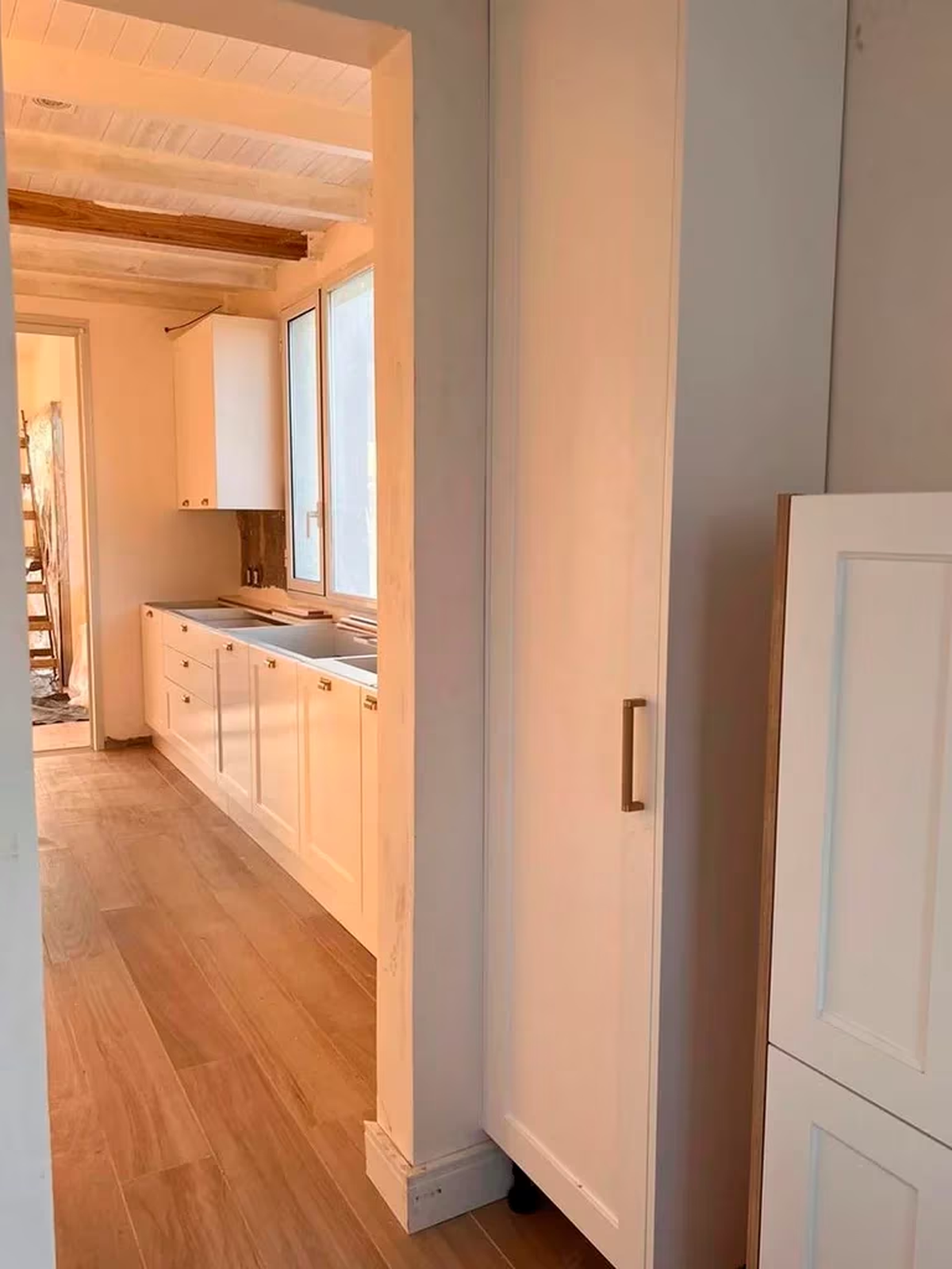 Así es la increíble casa que construye Lourdes Sánchez en Corrientes.