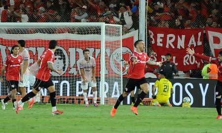 Unión e Independiente protagonizaron el mejor partido del Torneo Apertura 2026: lluvia de goles y polémicas. Unión e Independiente protagonizaron el mejor partido del Torneo Apertura 2026: lluvia de goles y polémicas.