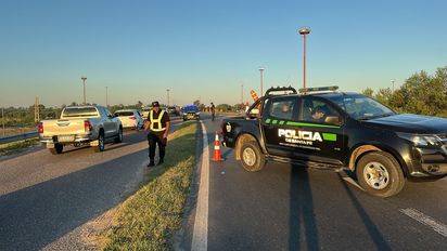 Se normalizó el tránsito en el puente que une la Ruta Nacional 168 y la Ruta Provincial 1