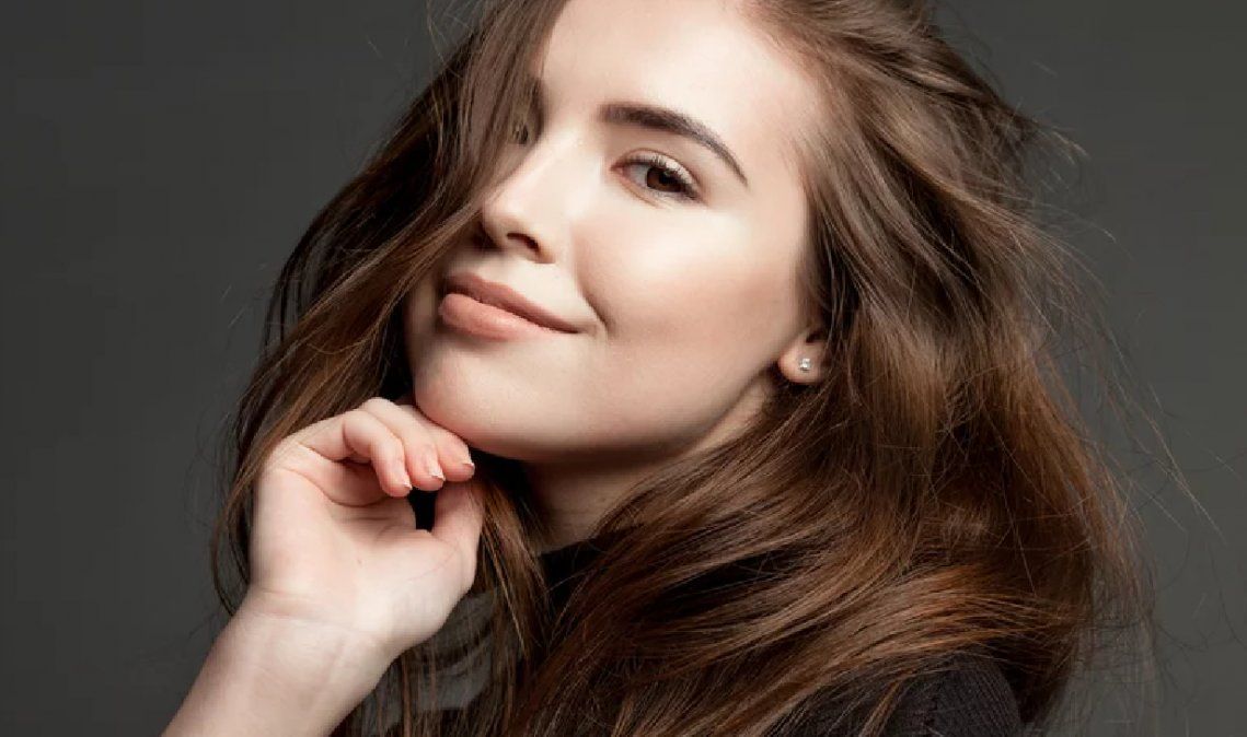 Cómo usar mascarilla de maicena para cabellos resecos después de teñidos