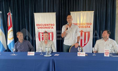 Desvaux lanzó su candidatura a presidente de Unión: encuentro unionista. Desvaux lanzó su candidatura a presidente de Unión: encuentro unionista.