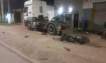 Una adolescente de 19 años perdió la vida en un accidente en La Plata. Una adolescente de 19 años perdió la vida en un accidente en La Plata.