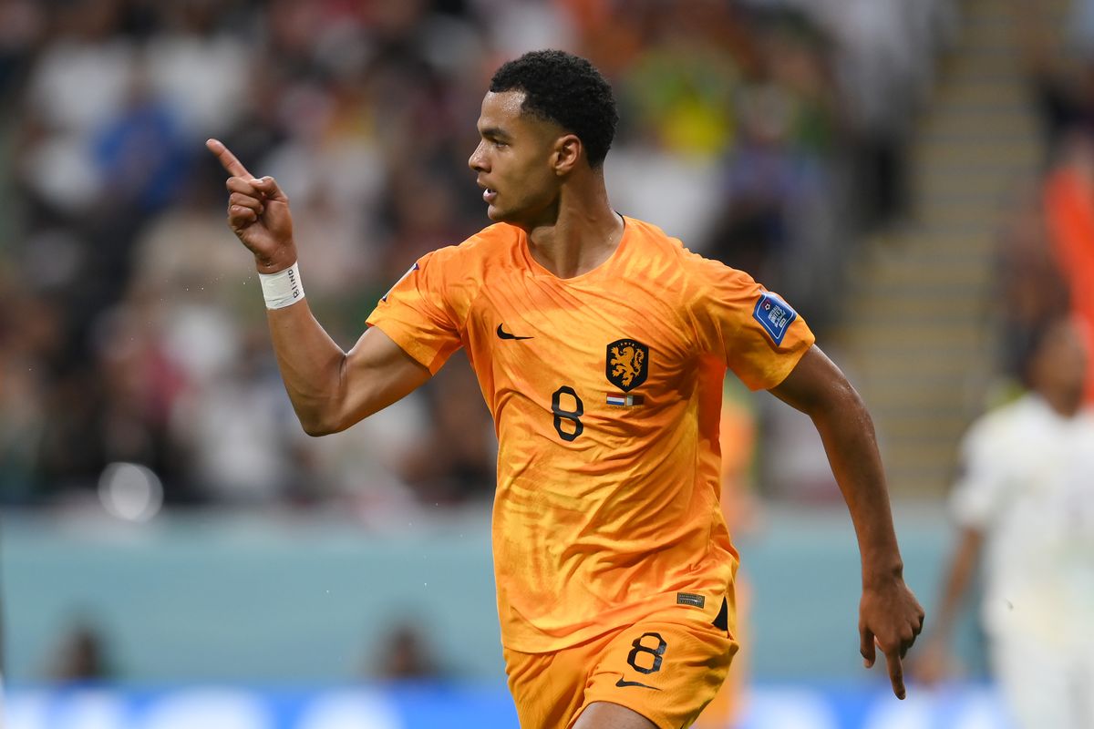 Cody Gakpo, figura de Países Bajos en Qatar 2022, es nuevo jugador del Liverpool de Inglaterra.