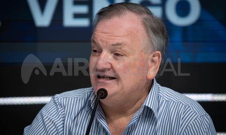 Felipe Michlig celebró la victoria de Maximiliano Pullaro en las elecciones a convencionales por distrito único. Felipe Michlig celebró la victoria de Maximiliano Pullaro en las elecciones a convencionales por distrito único.