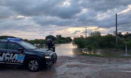 El 90% de la ciudad ya se encuentra en condiciones de normalidad, aunque 75 personas siguen evacuadas y otras 1.600 son asistidas en sus hogares. El 90% de la ciudad ya se encuentra en condiciones de normalidad, aunque 75 personas siguen evacuadas y otras 1.600 son asistidas en sus hogares.