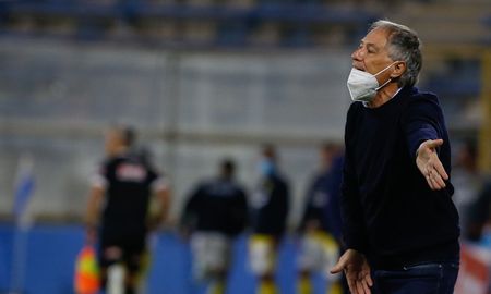 Ariel Holan será entrenador del León de México, tras su fallido paso por el Santos de Brasil. Ariel Holan será entrenador del León de México, tras su fallido paso por el Santos de Brasil.