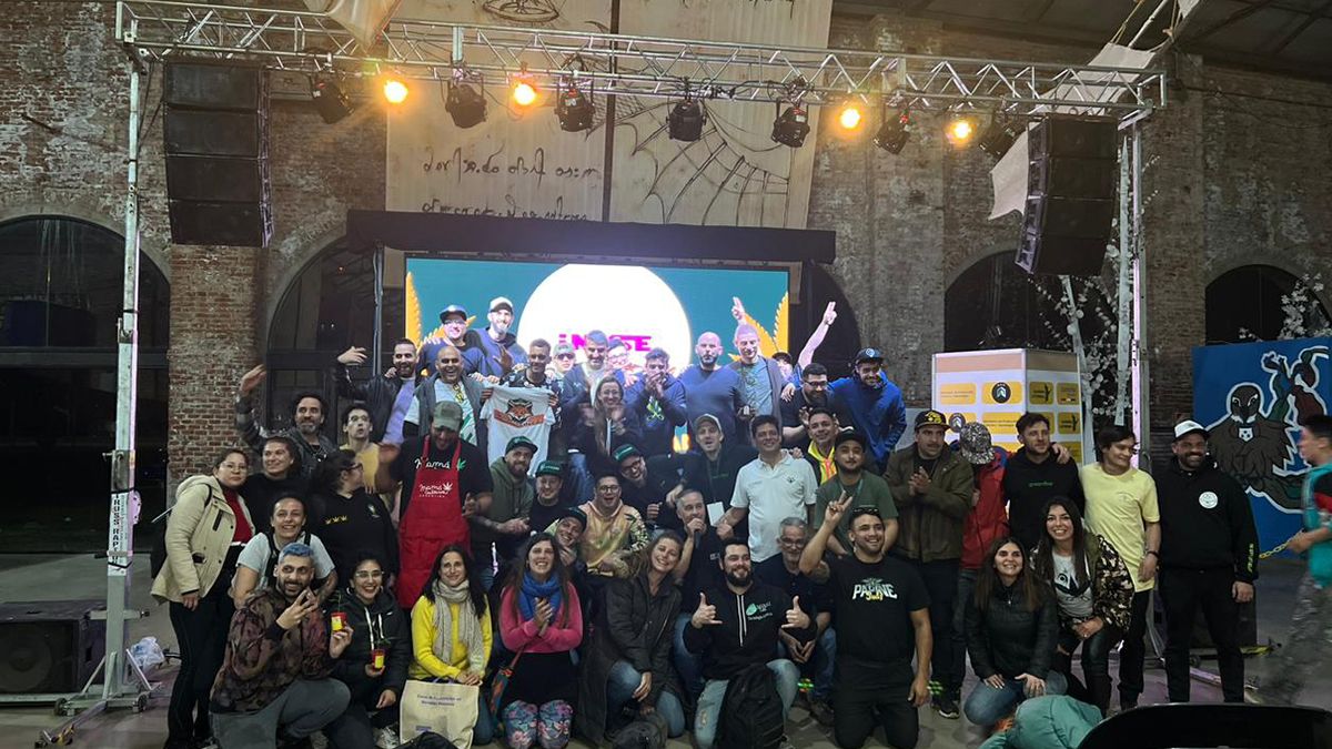 Este sábado 19 y domingo 20 de agosto se llevó a cabo en el espacio La Redonda, de la ciudad de Santa Fe, el Cannalitoral, el primer encuentro cannábico de la región. Este sábado 19 y domingo 20 de agosto se llevó a cabo en el espacio La Redonda, de la ciudad de Santa Fe, el Cannalitoral, el primer encuentro cannábico de la región.