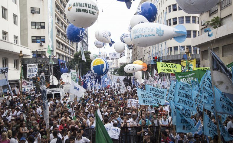 Contra la reforma laboral: habrá marchas y plenarios en ocho ciudades de la provincia de Santa Fe.