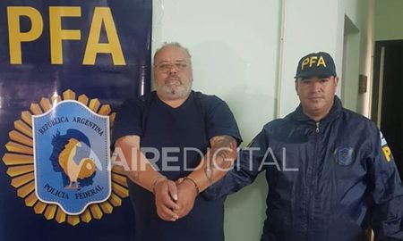 Daniel Mendoza al ser detenido por la Policía Federal en Córdoba Daniel Mendoza al ser detenido por la Policía Federal en Córdoba