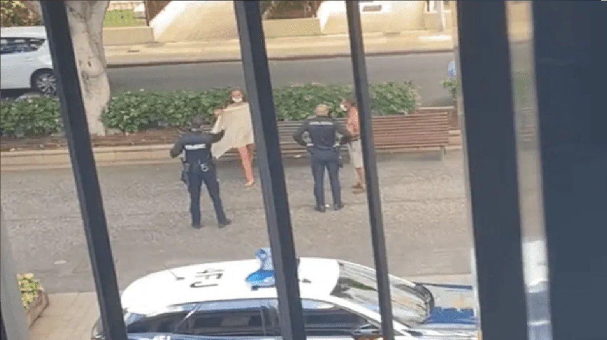 Captan A Una Pareja Teniendo Sexo En La Calle A Plena Luz Del Día