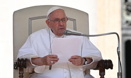 El sumo pontífice agradeció de corazón los mensajes que recibió durante los nueve días que estuvo internado en un hospital de Roma. El sumo pontífice agradeció de corazón los mensajes que recibió durante los nueve días que estuvo internado en un hospital de Roma.