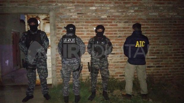 Aire de Santa Fe | allanamiento compras onlie banda 33.jpg