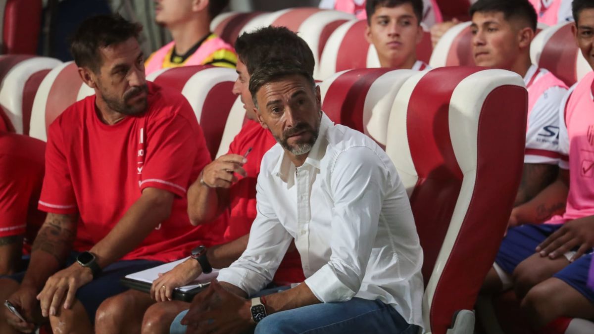 Nicolás Vazzoler asumirá como DT interino de Unión