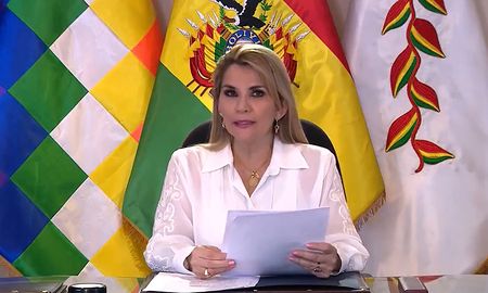Áñez fue detenida cuando asumió el Gobierno de Luis Arce en Bolivia. Áñez fue detenida cuando asumió el Gobierno de Luis Arce en Bolivia.