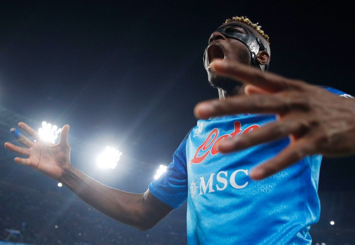 Napoli igualó con Udinese y se quedó con el título de Serie A después de 33 años.