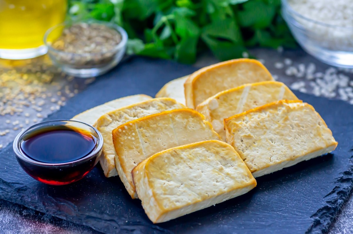El tofu es una comida de origen oriental.