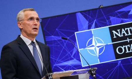 La OTAN ratifica el despliegue de sus defensas. La OTAN ratifica el despliegue de sus defensas.