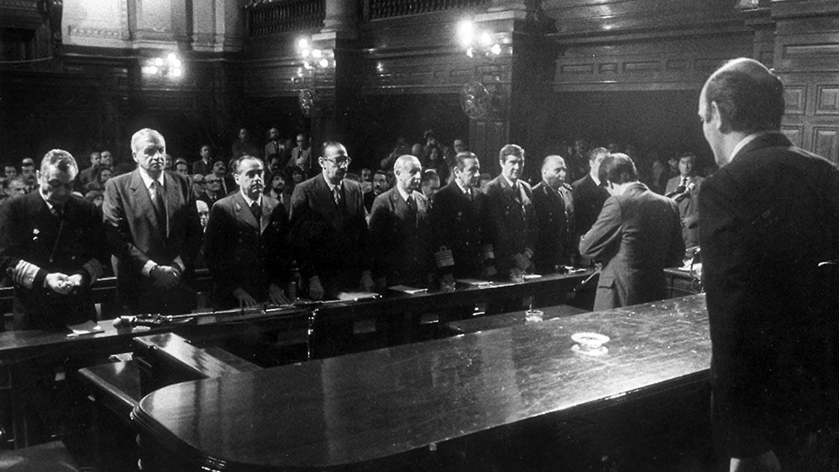La UNL distinguirá a los jueces del Juicio a las Juntas este miércoles 14 de mayo.