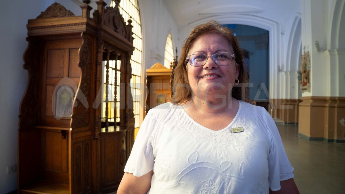 “Yo lo que veo tanto en Claudio como en Laura es esa profunda convicción, esa fe de que es Dios quien obra. En este caso el instrumento Mama Antula, pero es Dios”, sostiene la mujer que es testigo del avance que logró su ex compañero tras el ACV. “Yo lo que veo tanto en Claudio como en Laura es esa profunda convicción, esa fe de que es Dios quien obra. En este caso el instrumento Mama Antula, pero es Dios”, sostiene la mujer que es testigo del avance que logró su ex compañero tras el ACV.