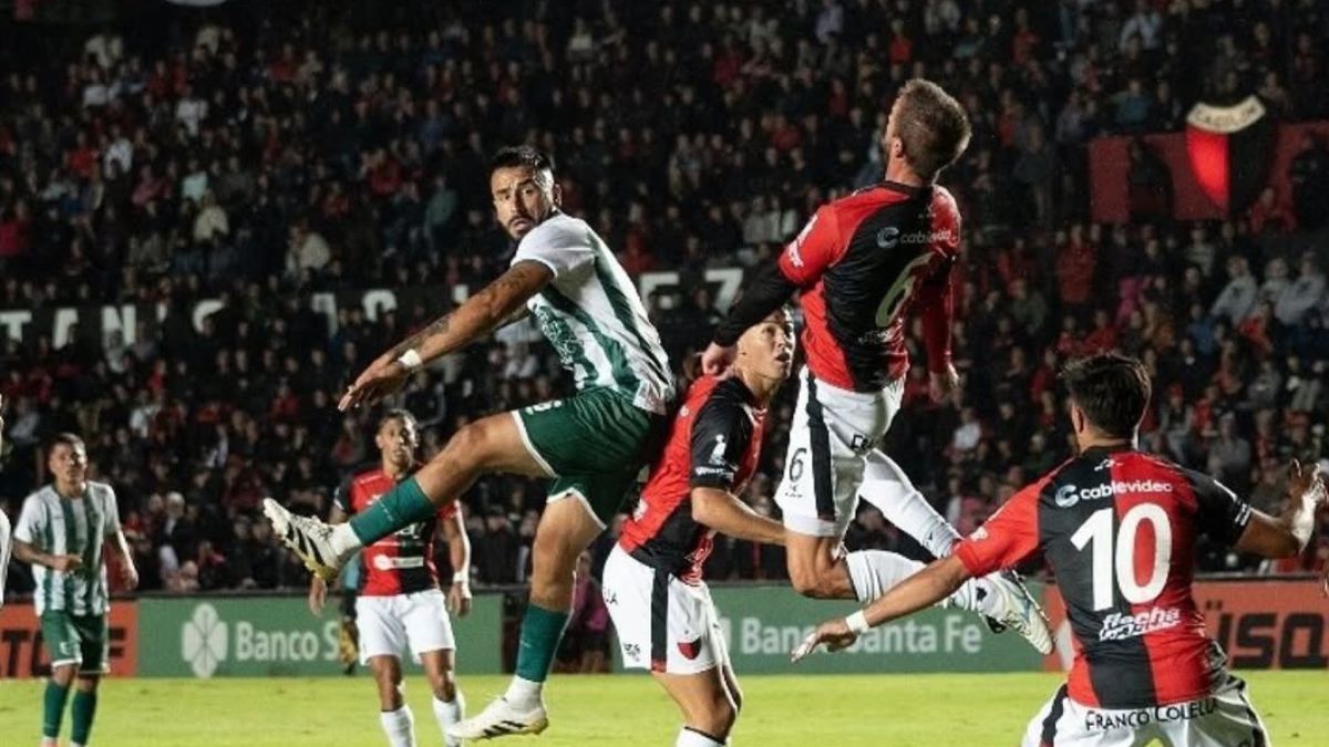 En siete partidos, Colón recibió 5 goles, y el equipo de a poco muestra cada vez más solidez defensiva.