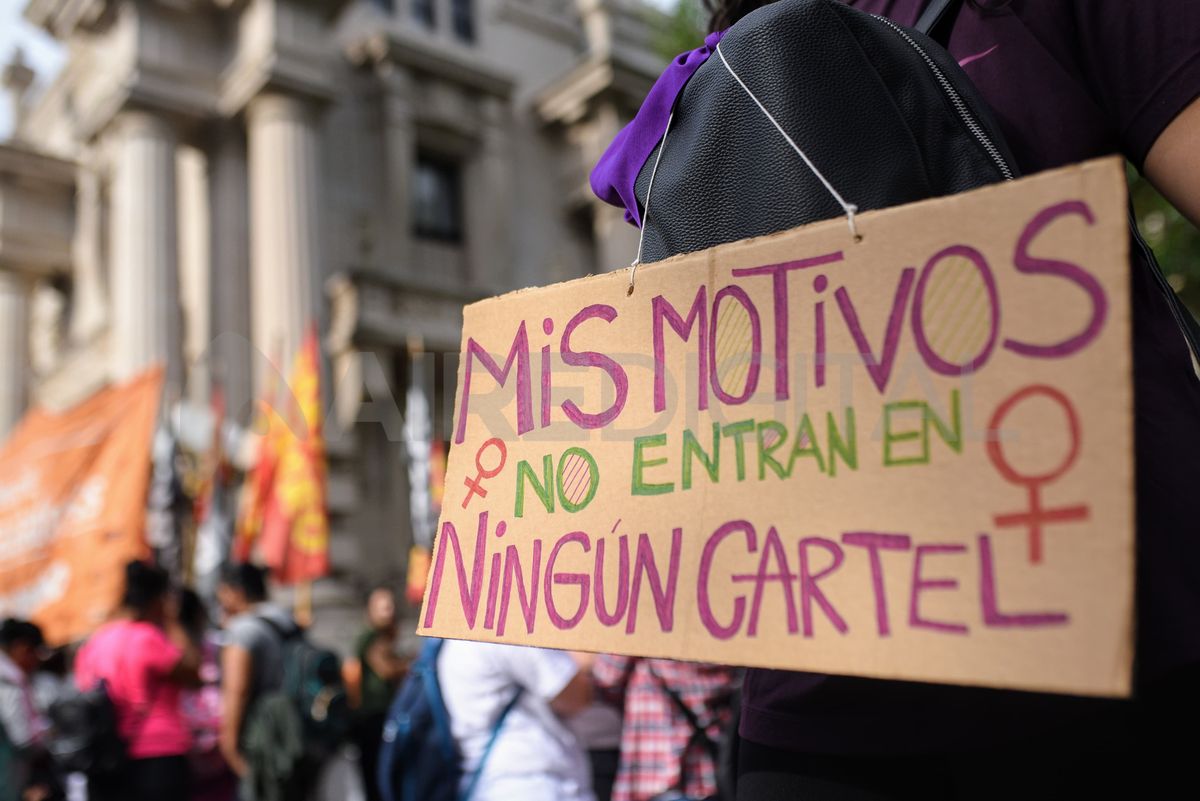 8M en Rosario: las fotos de la multitudinaria marcha