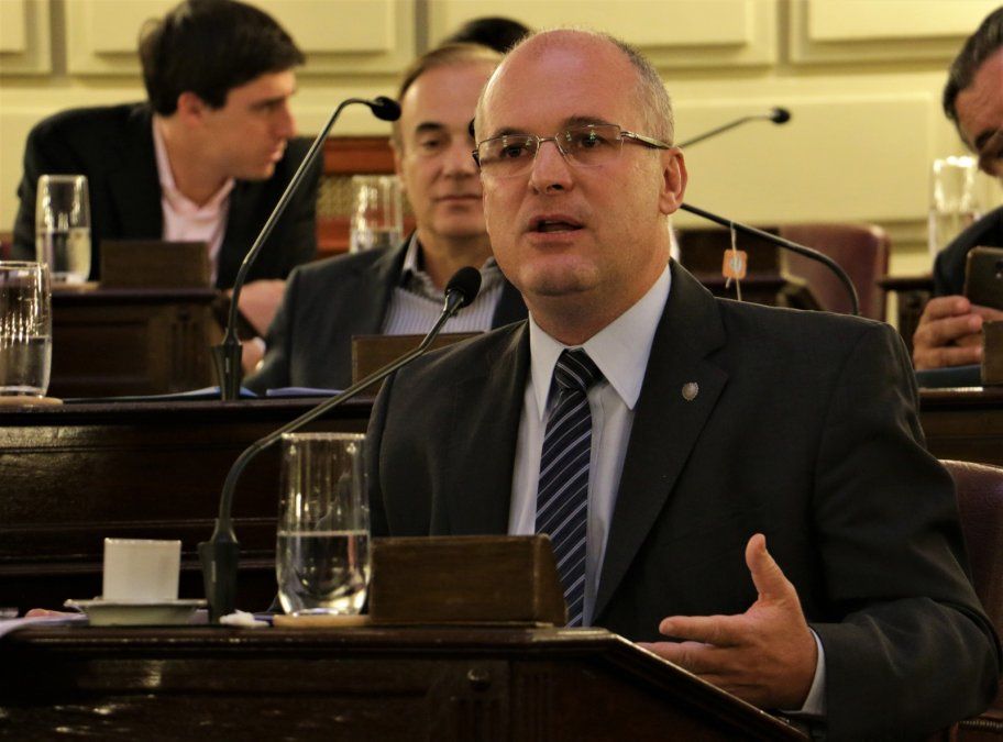 “Algunos dueños de las ART son amigos de este gobierno de empresarios”