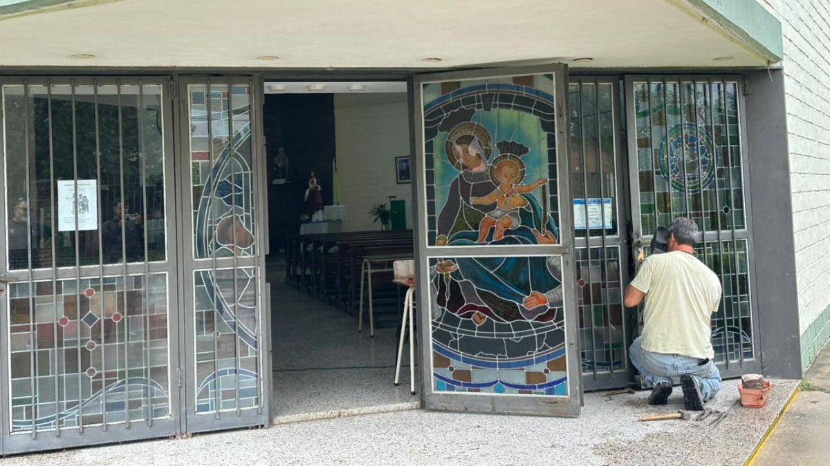 Robaron una iglesia de barrio Nueva Pompeya y los oyentes de AIRE se solidarizaron