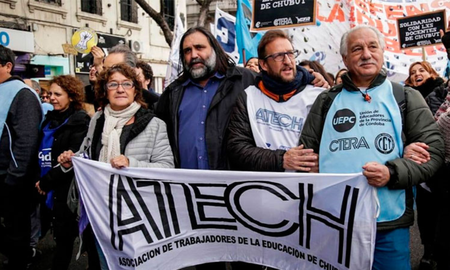 Ctera va al paro nacional en repudio a la condena judicial contra un dirigente docente de Chubut. Ctera va al paro nacional en repudio a la condena judicial contra un dirigente docente de Chubut.