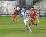 Atlético Tucumán derrotó 1-0 a Huracán y sumó su primera victoria en el Torneo de la Liga Profesional. Atlético Tucumán derrotó 1-0 a Huracán y sumó su primera victoria en el Torneo de la Liga Profesional.