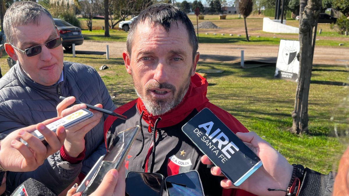 Martín Minella: Estoy trabajando como si fuera el técnico de Colón hasta el final