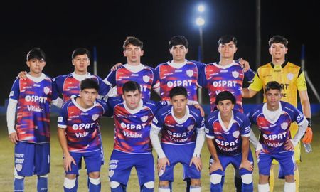 Unión se quedó con el primer duelo ante Atlético Paraná por Copa Túnel Subfluvial. Foto: Gabriel Palomeque - Unión. Unión se quedó con el primer duelo ante Atlético Paraná por Copa Túnel Subfluvial. Foto: Gabriel Palomeque - Unión.