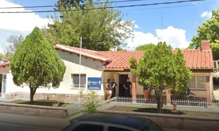 Una abuela y su pareja detenidos por intentar vender a su nieto en Mendoza. Una abuela y su pareja detenidos por intentar vender a su nieto en Mendoza.