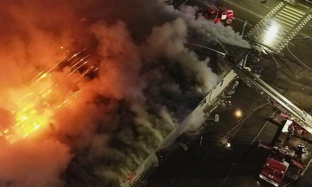 Unas 15 personas murieron al incendiarse un bar en la ciudad rusa de Kostroma. Unas 15 personas murieron al incendiarse un bar en la ciudad rusa de Kostroma.