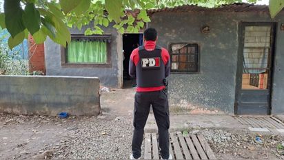 Siguen los allanamientos por las amenazas a escuelas de Santa Fe: un menor quedó a disposición de la Justicia