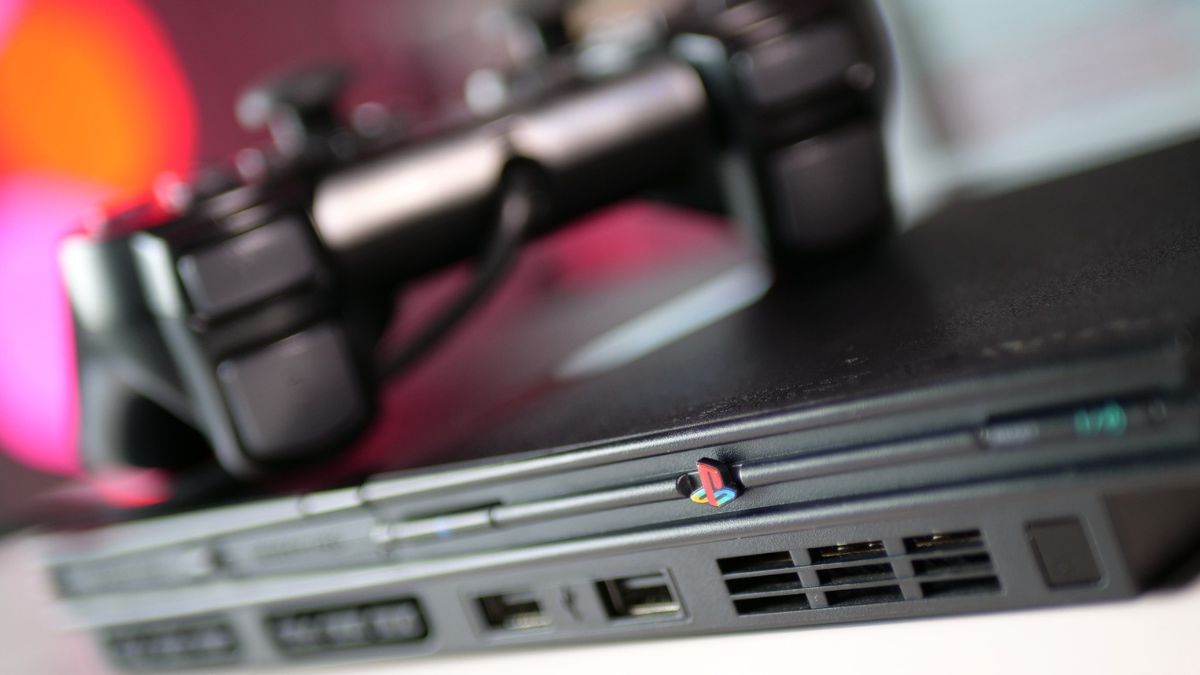 El nivel Premium es el único que habilita la descarga de estos clásicos de PS2; los niveles Essential y Extra se limitan exclusivamente a títulos de la generación actual. El nivel Premium es el único que habilita la descarga de estos clásicos de PS2; los niveles Essential y Extra se limitan exclusivamente a títulos de la generación actual.
