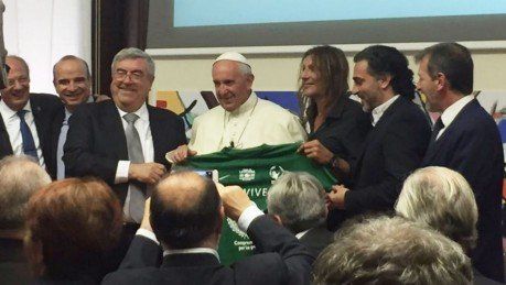 El simpático agradecimiento del Papa a Caniggia