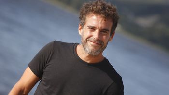 Nicolás Cabré mostró su nuevo tatuaje gigante que cubre toda su espalda