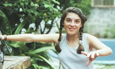 El crimen de Carolina Aló (17), uno de los casos más resonantes de la historia criminal argentina, ocurrió el 27 de mayo de 1996 en la casa de la familia Tablado. El crimen de Carolina Aló (17), uno de los casos más resonantes de la historia criminal argentina, ocurrió el 27 de mayo de 1996 en la casa de la familia Tablado.