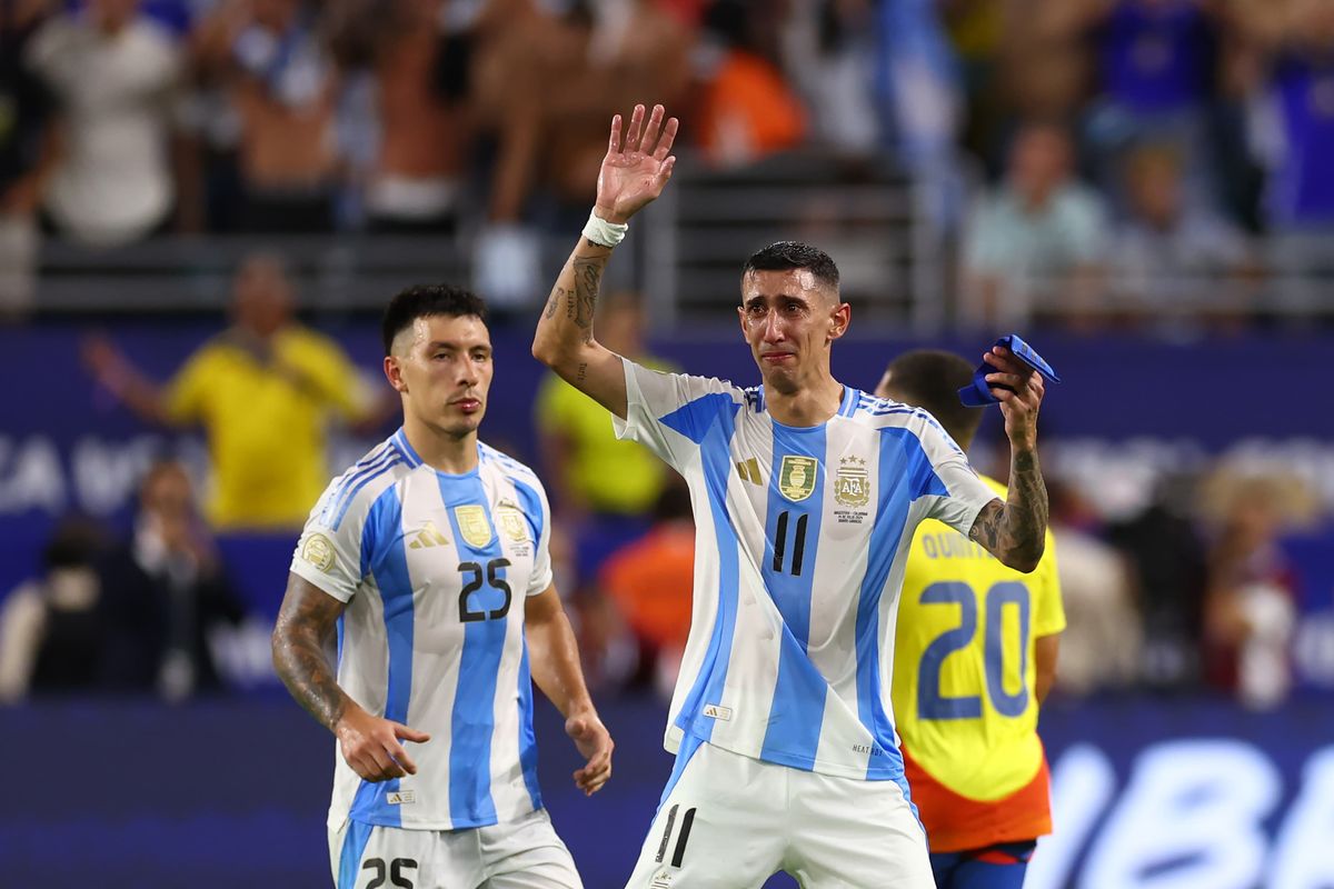 Di María rompió en llanto en su último partido. Di María rompió en llanto en su último partido.