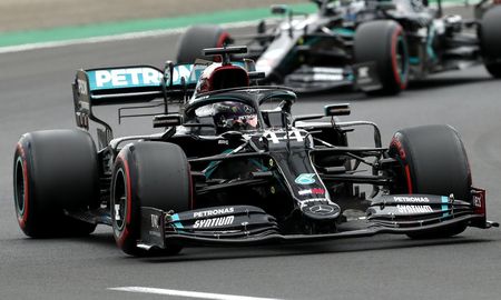 Este viernes comienzan las pruebas libres previas al GP de Silverstone de la Fórmula 1. Lewis Hamilton, líder del campeonato, es el favortio a ganar la carrera. Este viernes comienzan las pruebas libres previas al GP de Silverstone de la Fórmula 1. Lewis Hamilton, líder del campeonato, es el favortio a ganar la carrera.