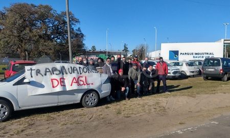 La empresa AGL es propiedad de los diarios El Litoral y Clarín. La empresa AGL es propiedad de los diarios El Litoral y Clarín.