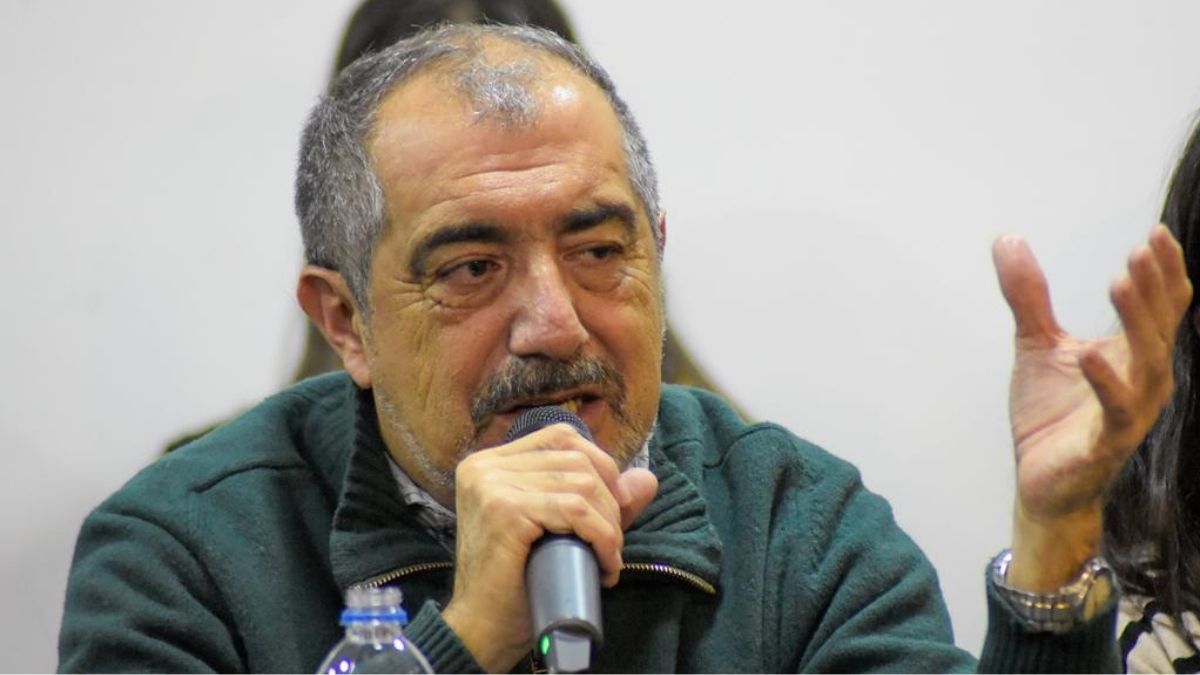 Juan R. Medina, el titular de Asoem, encabezó la reunión en la que el sindicato confirmó el paro para toda la semana. Juan R. Medina, el titular de Asoem, encabezó la reunión en la que el sindicato confirmó el paro para toda la semana.