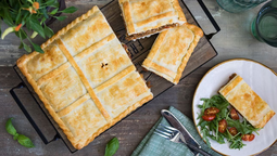 altText(EMPANADA GALLEGA: una receta deliciosa para disfrutar en Semana Santa)}