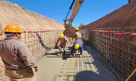 En 2025 el Ministerio de Obras Públicas avanzó con obras y proyectos en las 100 localidades de mayor vulnerabilidad hídrica de la provincia de Santa Fe. En 2025 el Ministerio de Obras Públicas avanzó con obras y proyectos en las 100 localidades de mayor vulnerabilidad hídrica de la provincia de Santa Fe.